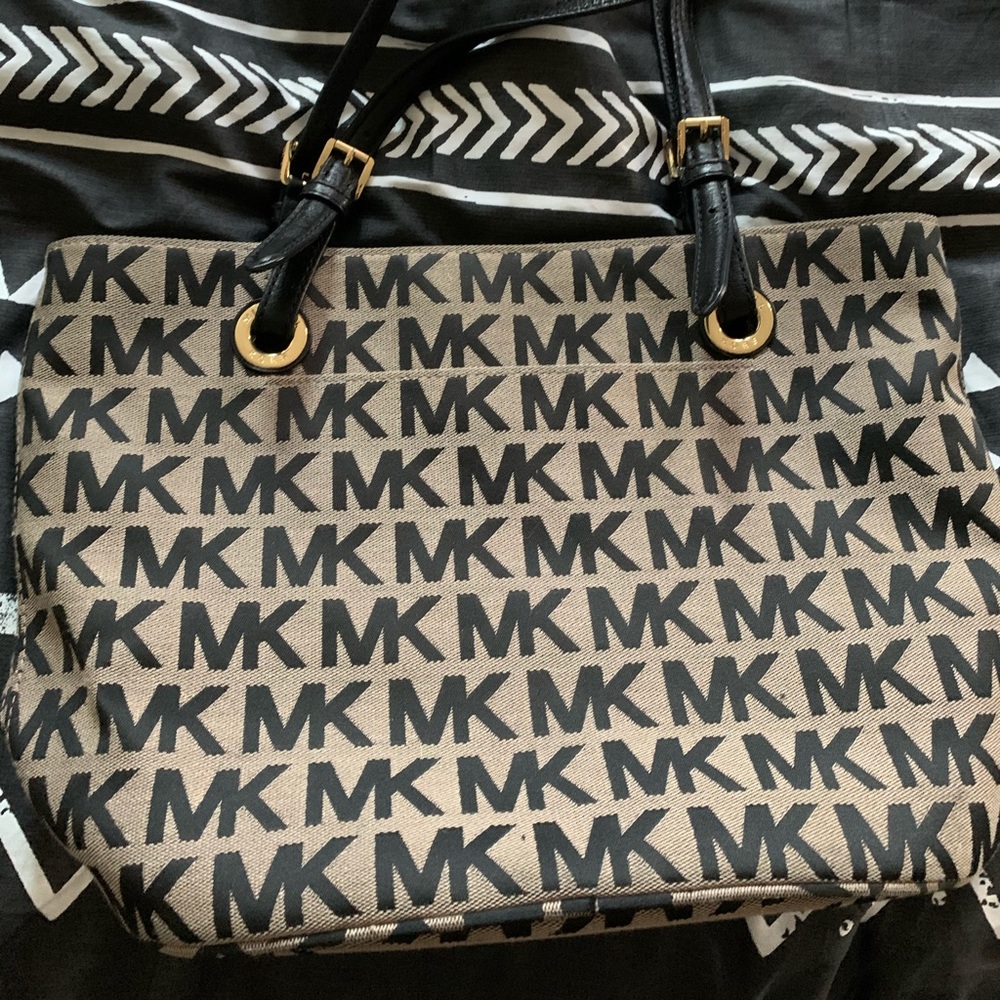 Sold- Michael Kors Jacquard NS Tote